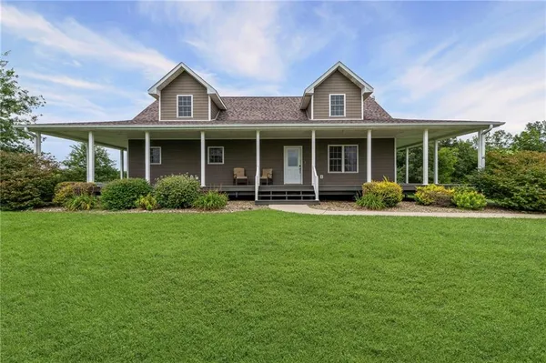 $650,000 | 5924 Dd Highway, Denver, MO 64441