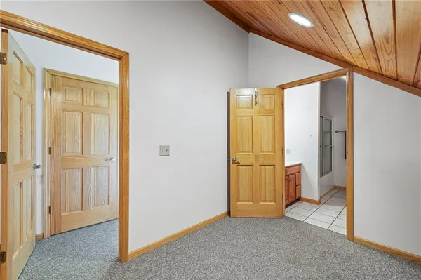 $650,000 | 5924 Dd Highway, Denver, MO 64441