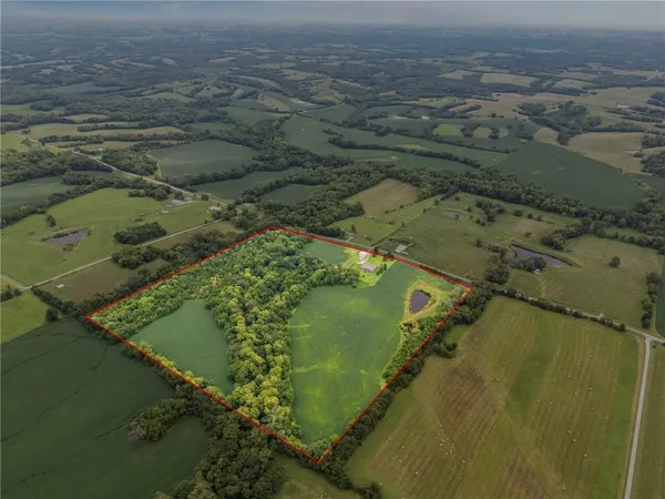 $650,000 | 5924 Dd Highway, Denver, MO 64441