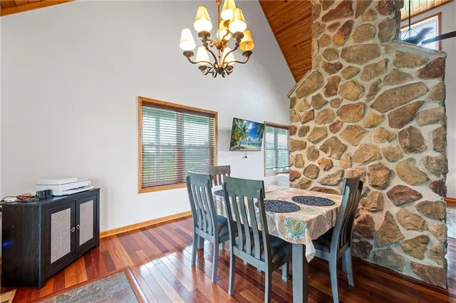 $650,000 | 5924 Dd Highway, Denver, MO 64441