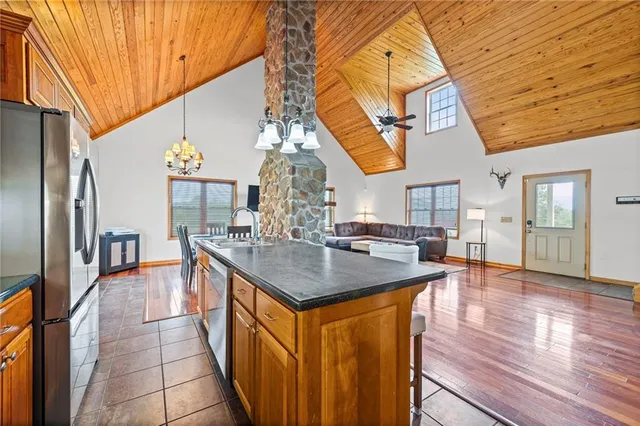 $650,000 | 5924 Dd Highway, Denver, MO 64441