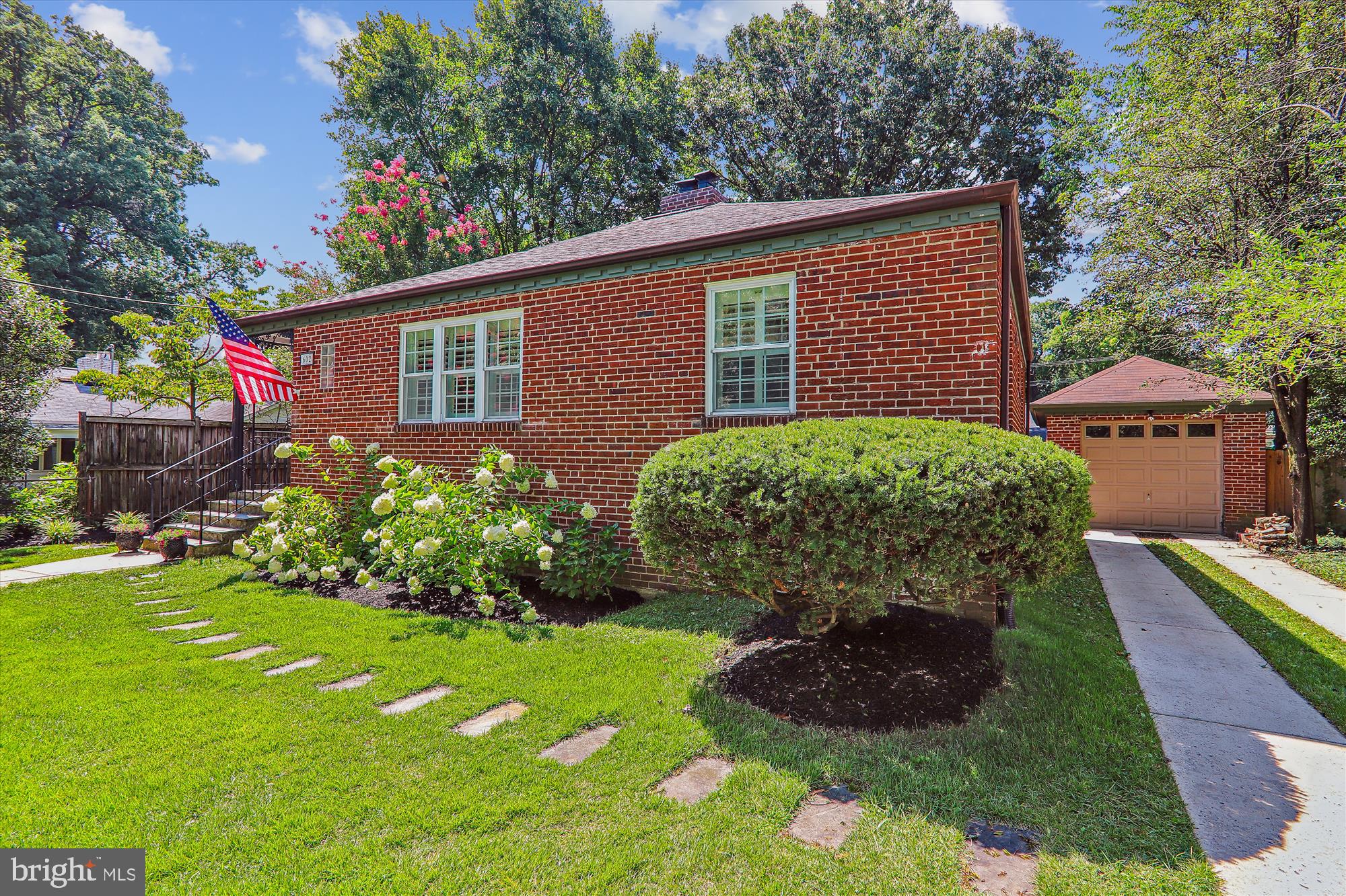 602 Stirling Road Silver Spring, MD 20901 - Photo 2 of 63 602 Stirling Rd