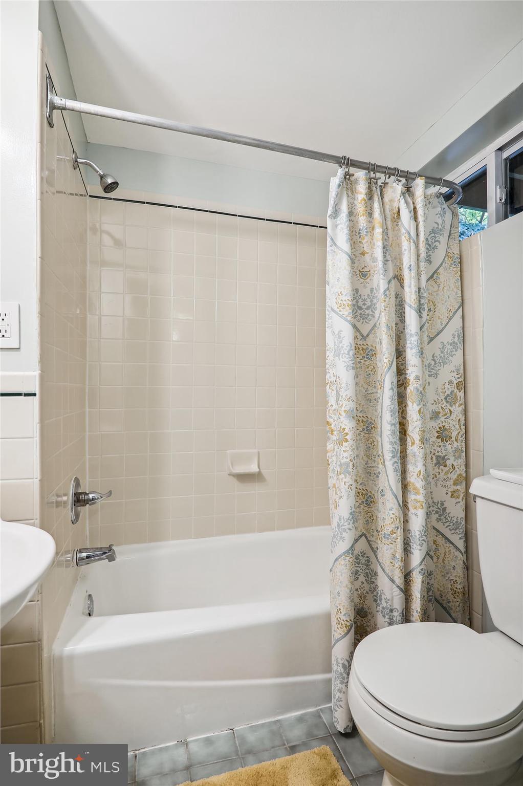 602 Stirling Road Silver Spring, MD 20901 - Photo 48 of 63 Bath