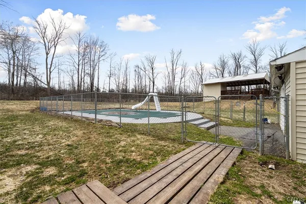 $399,900 | 6126 Lowell Road, Westmoreland, NY 13440