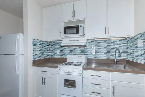 $1,849 | 1825 Mission Street, San Francisco, CA 94103