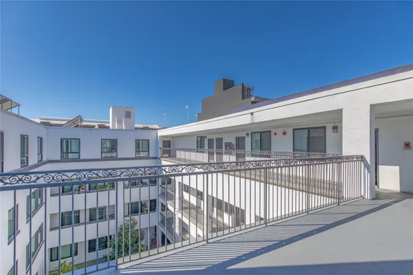 $1,849 | 1825 Mission Street, San Francisco, CA 94103