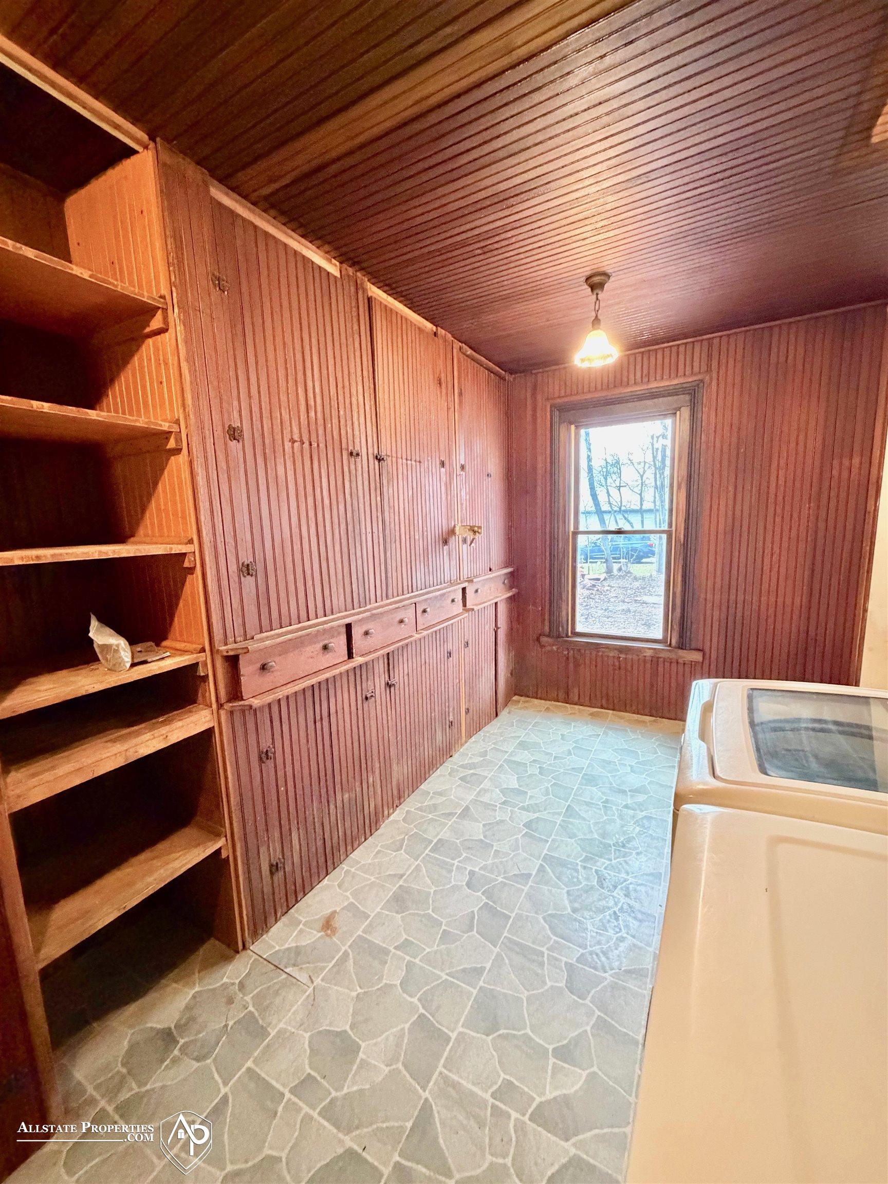 5501 North State Road Davison, MI 48423 - Photo 15 of 41 50201742-130b1b1a-b187-4c3b-99ed-fb793346beb5.JPG
