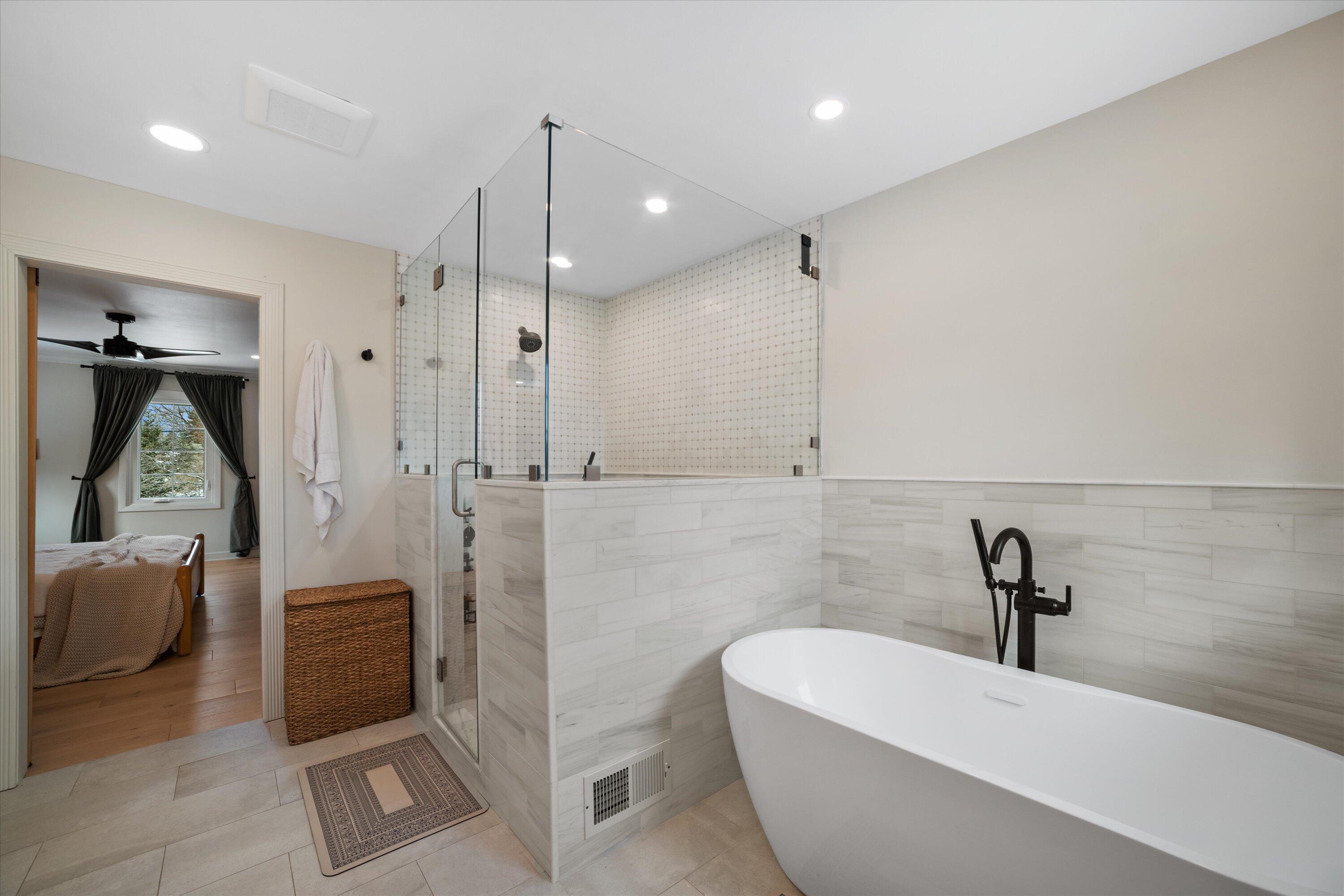 15165 West Burleigh Road Brookfield, WI 53005 - Photo 52 of 81 Soaking tub retreat