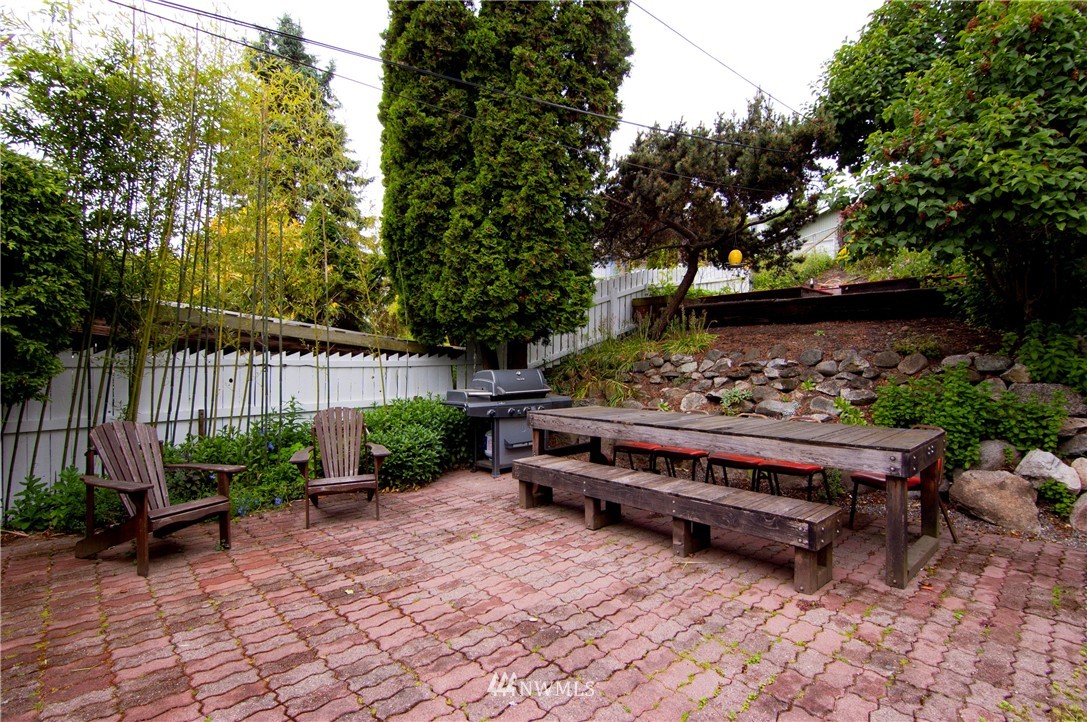 4111 37th Avenue Southwest Seattle, WA 98126 - Photo 15 of 19 Gallery Image 15