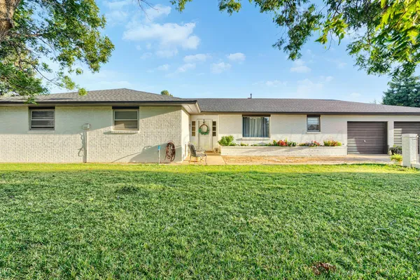 $390,000 | 1309 East 16th Street, Dalhart, TX 79022