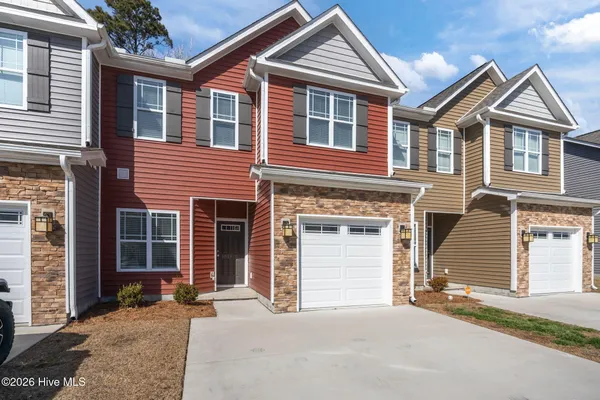 $271,900 | 1819 Fox Den Way, Unit 5, Greenville, NC 27858