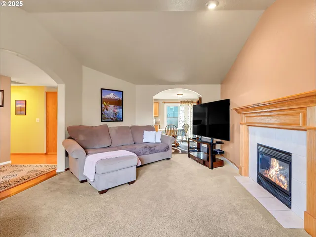 $430,000 | 37578 Rachael Drive, Sandy, OR 97055