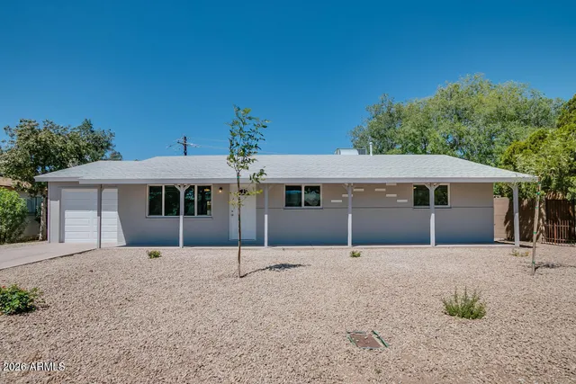 $2,150 | 824 West Parkway Boulevard, Tempe, AZ 85281