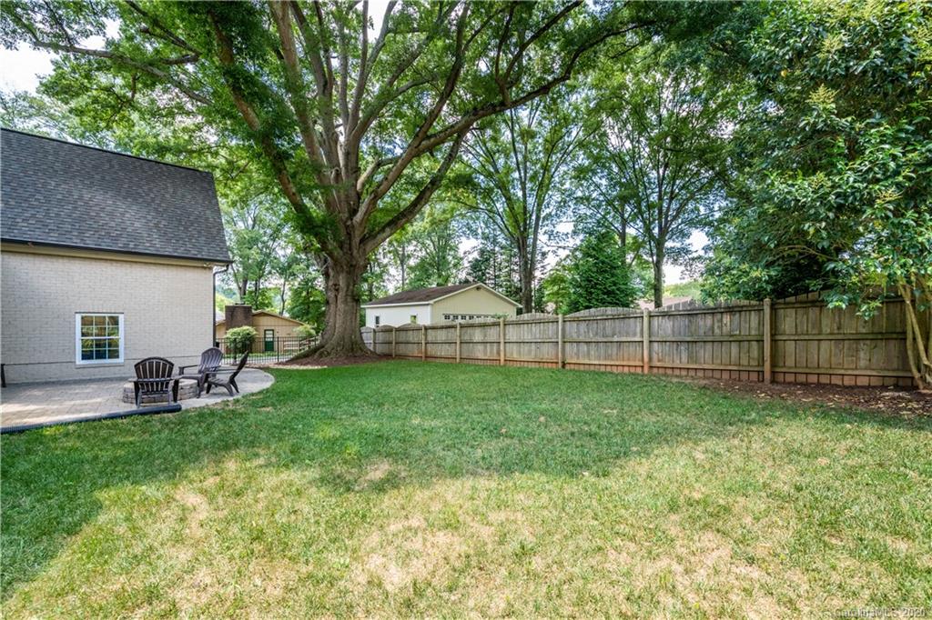 535 Spring Street Davidson, NC 28036 - Photo 23 of 25 Gallery Image 23