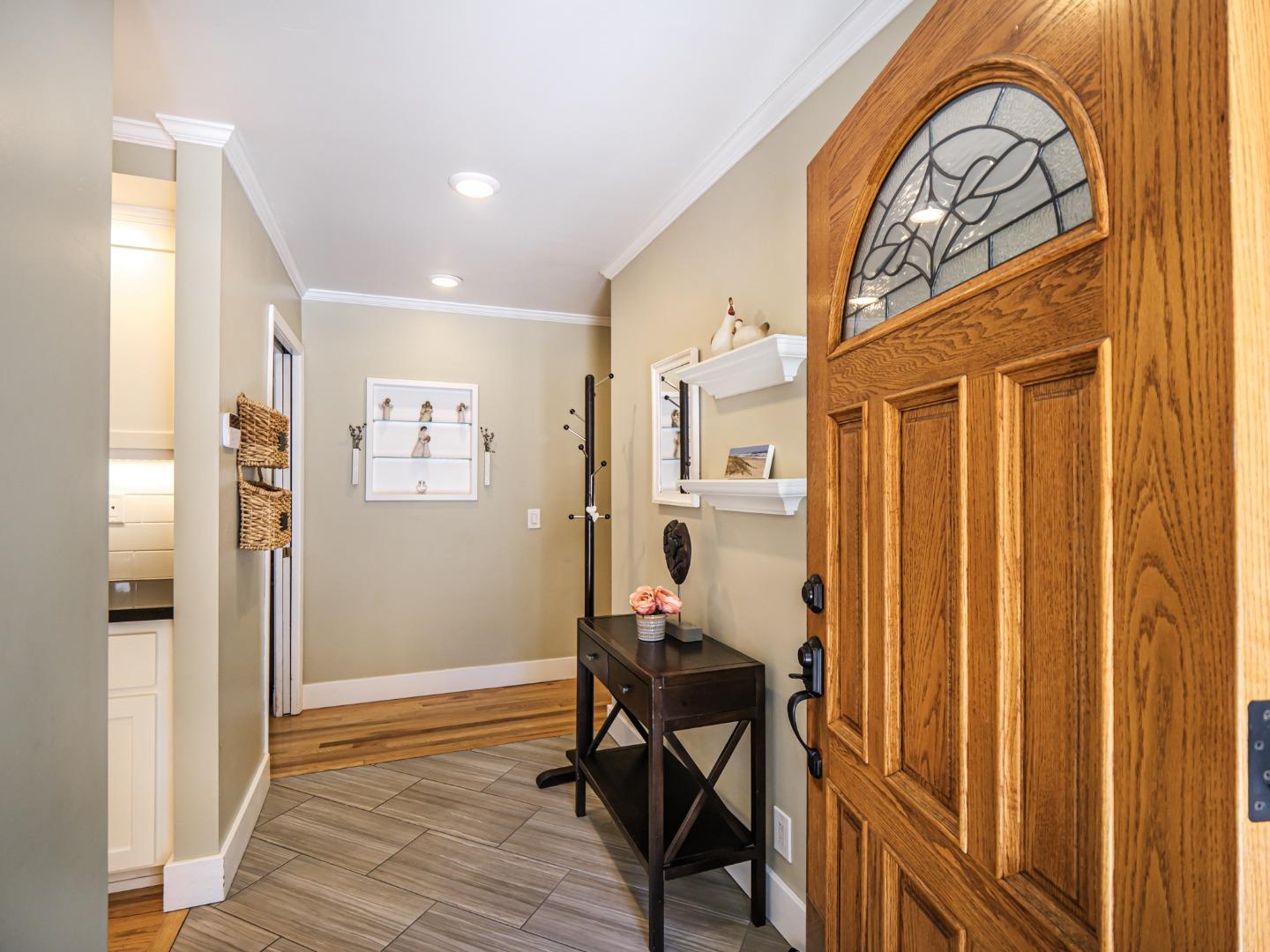181 Barnes Road Aptos, CA 95003 - Photo 11 of 64 Gallery Image 11