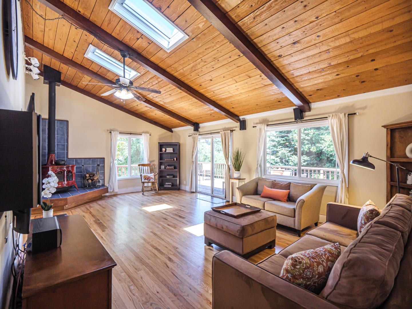 181 Barnes Road Aptos, CA 95003 - Photo 15 of 64 Gallery Image 15