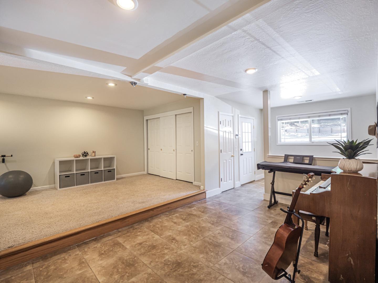181 Barnes Road Aptos, CA 95003 - Photo 47 of 64 Gallery Image 47