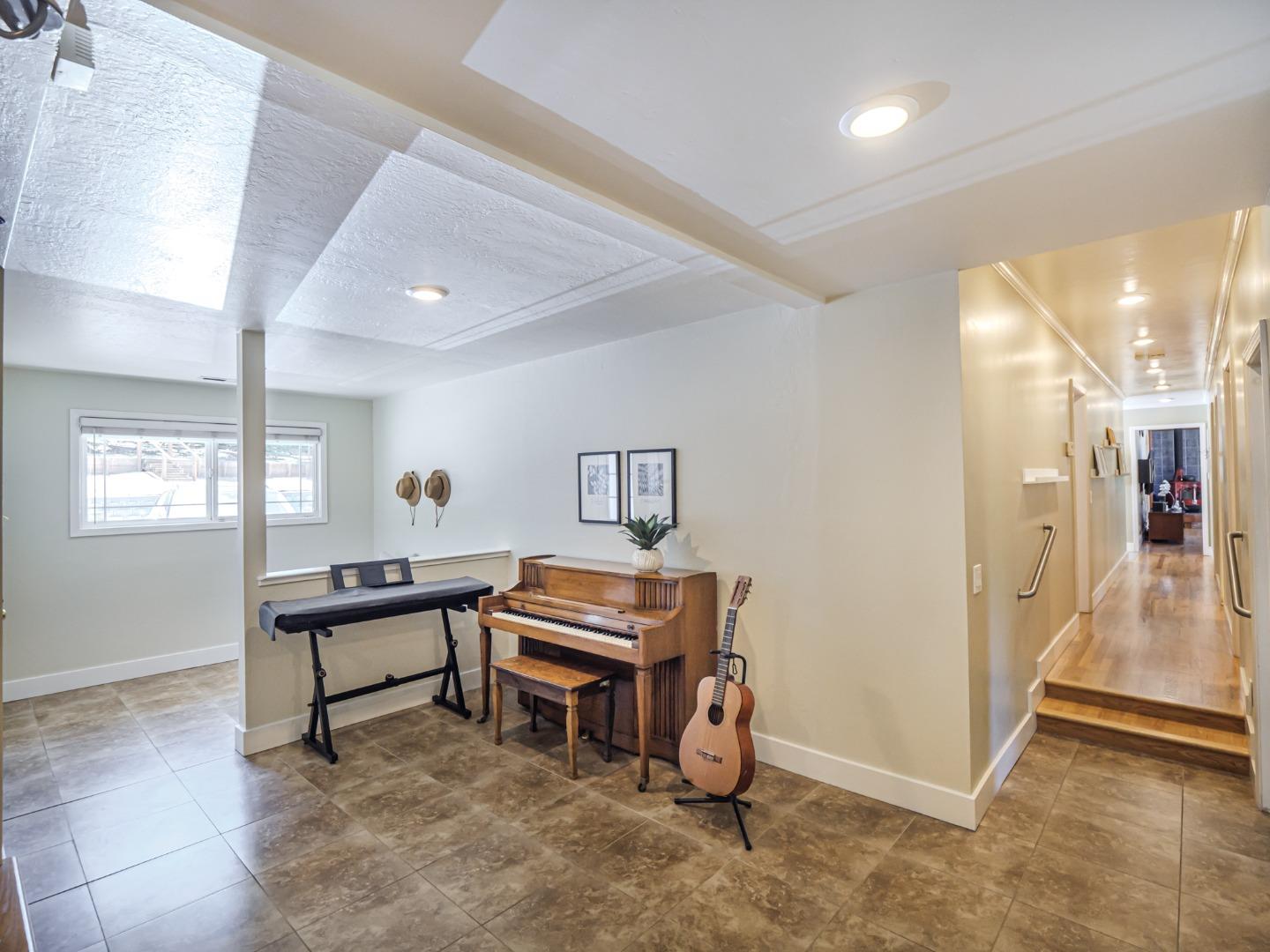 181 Barnes Road Aptos, CA 95003 - Photo 52 of 64 Gallery Image 52