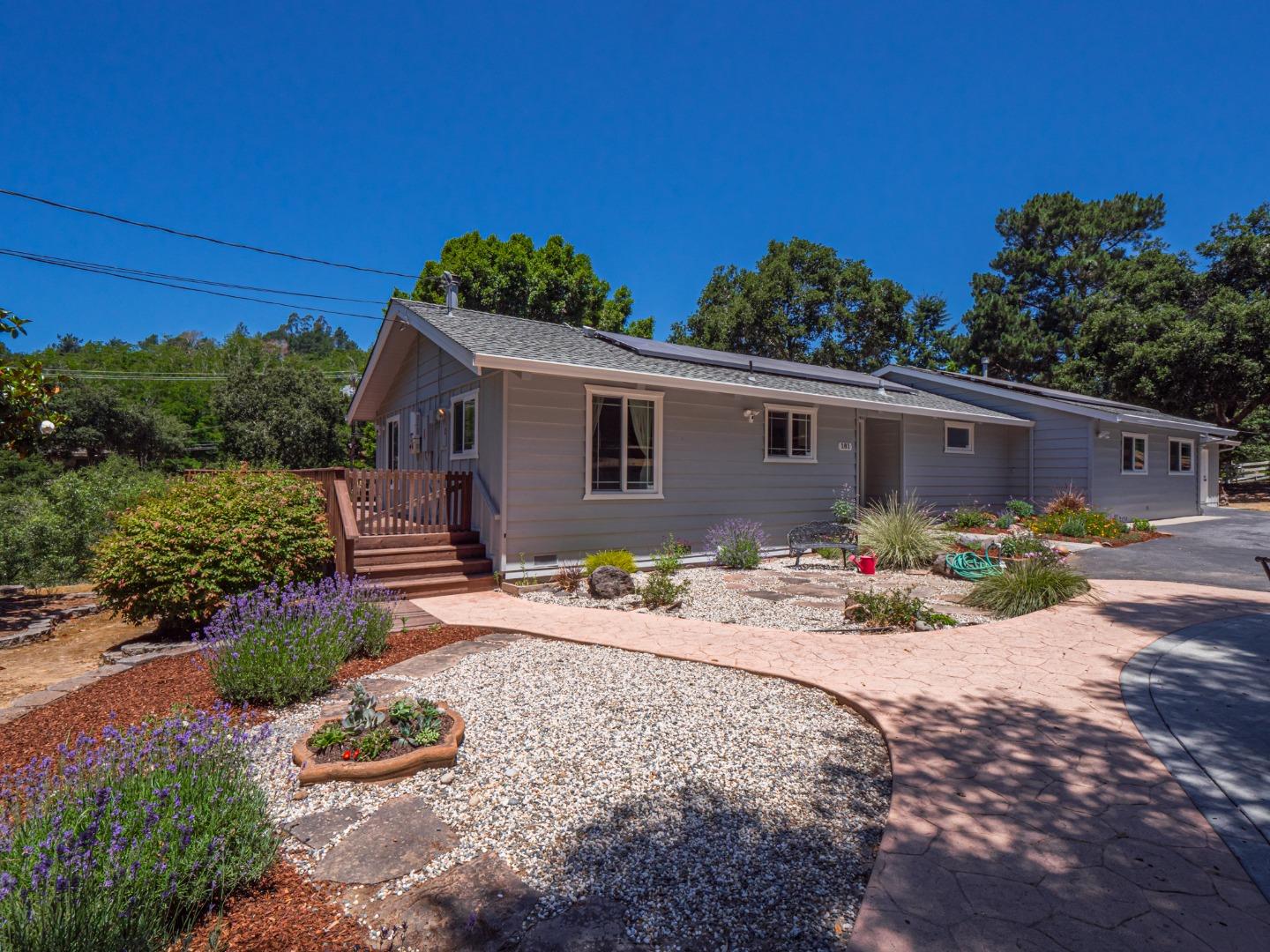 181 Barnes Road Aptos, CA 95003 - Photo 6 of 64 Gallery Image 6