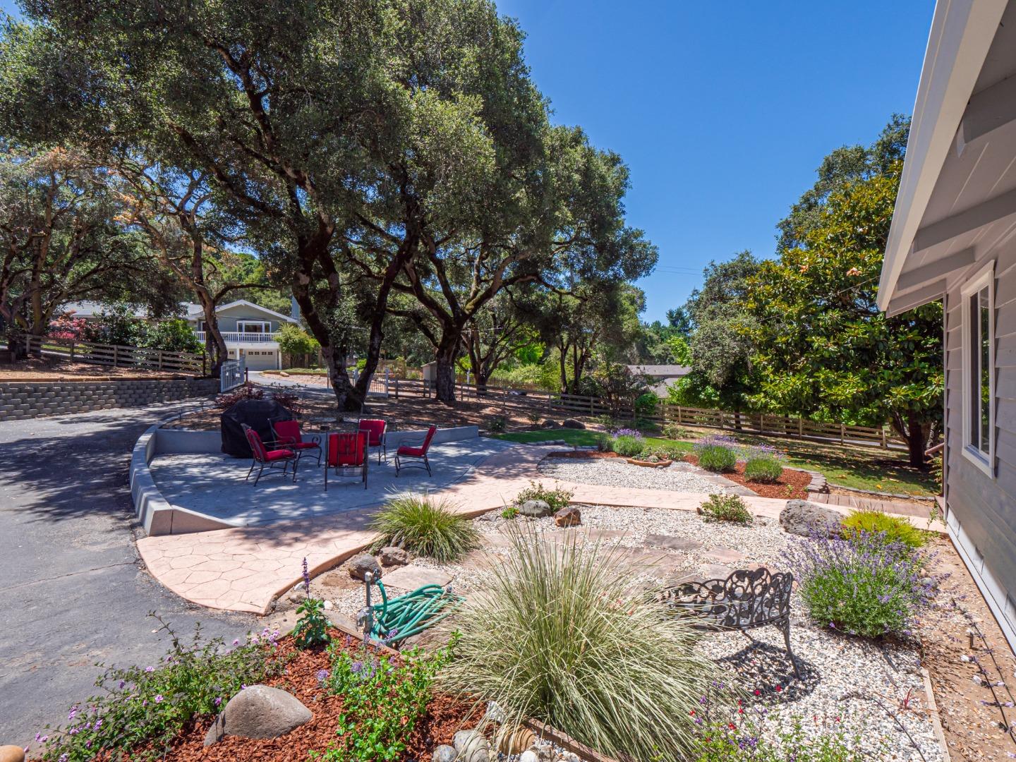 181 Barnes Road Aptos, CA 95003 - Photo 7 of 64 Gallery Image 7