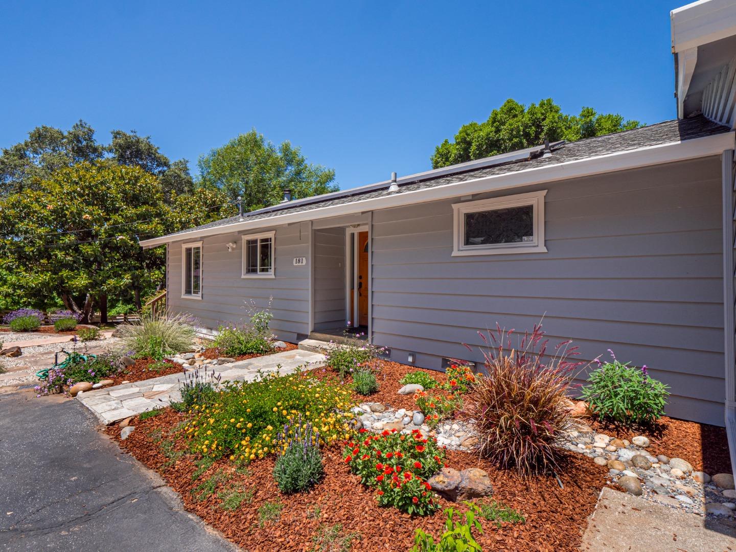 181 Barnes Road Aptos, CA 95003 - Photo 8 of 64 Gallery Image 8