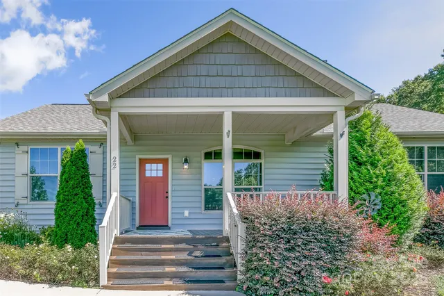 $616,500 | 22 Forge Shadow Drive, Mills River, NC 28759