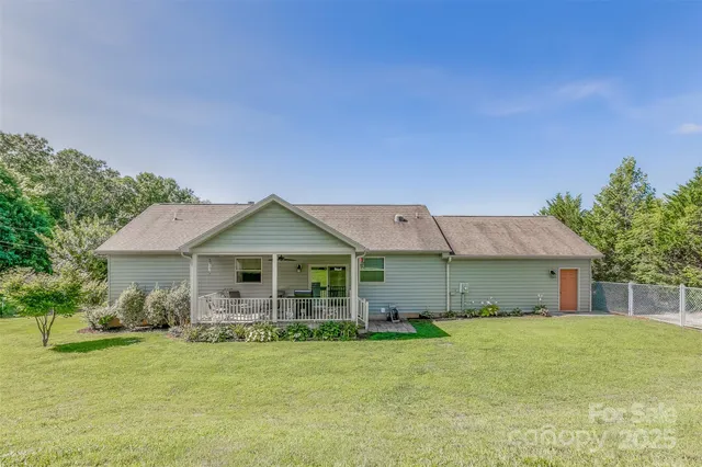 $616,500 | 22 Forge Shadow Drive, Mills River, NC 28759