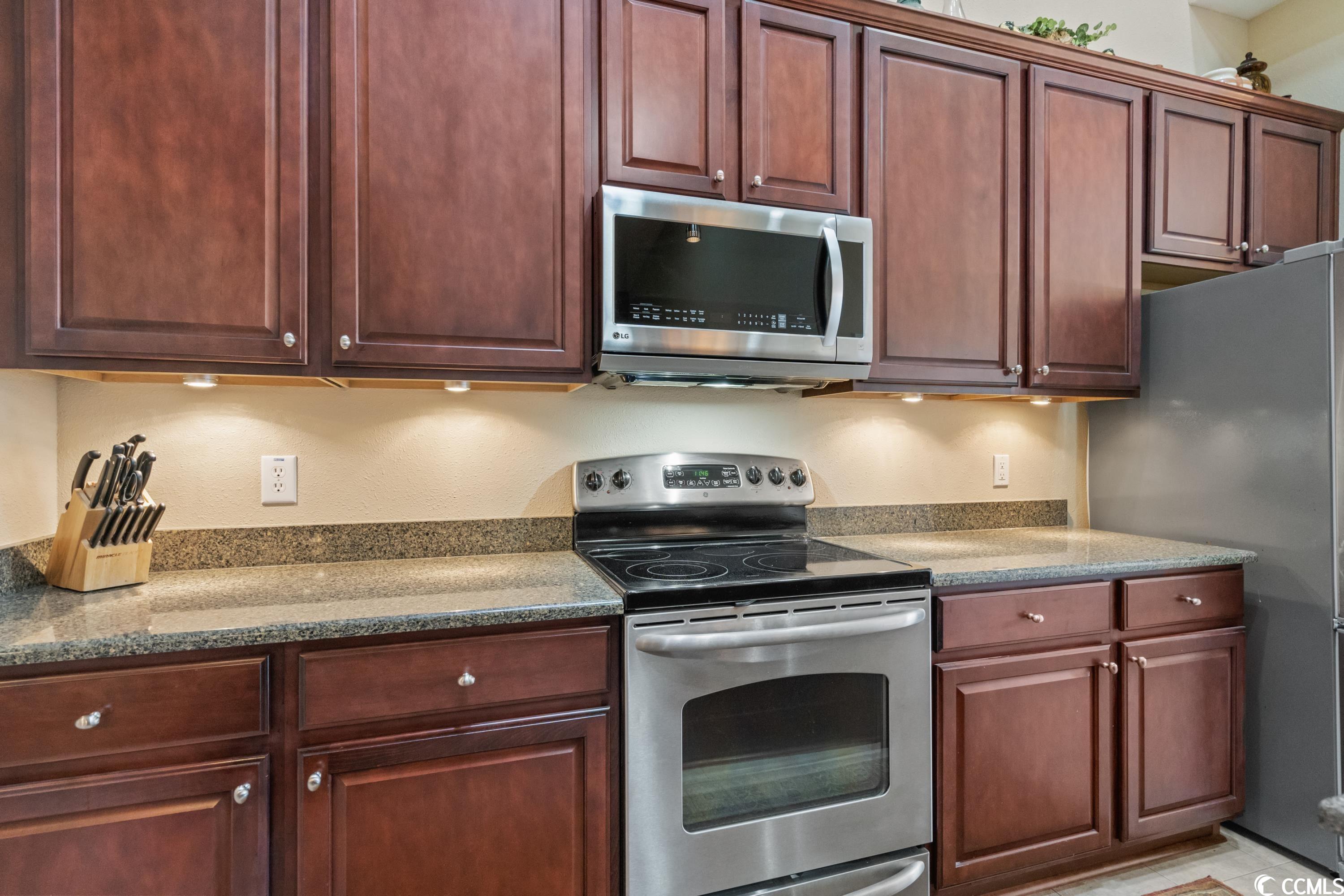 529 Amberview Loop Little River, SC 29566 - Photo 16 of 40 Gallery Image 16