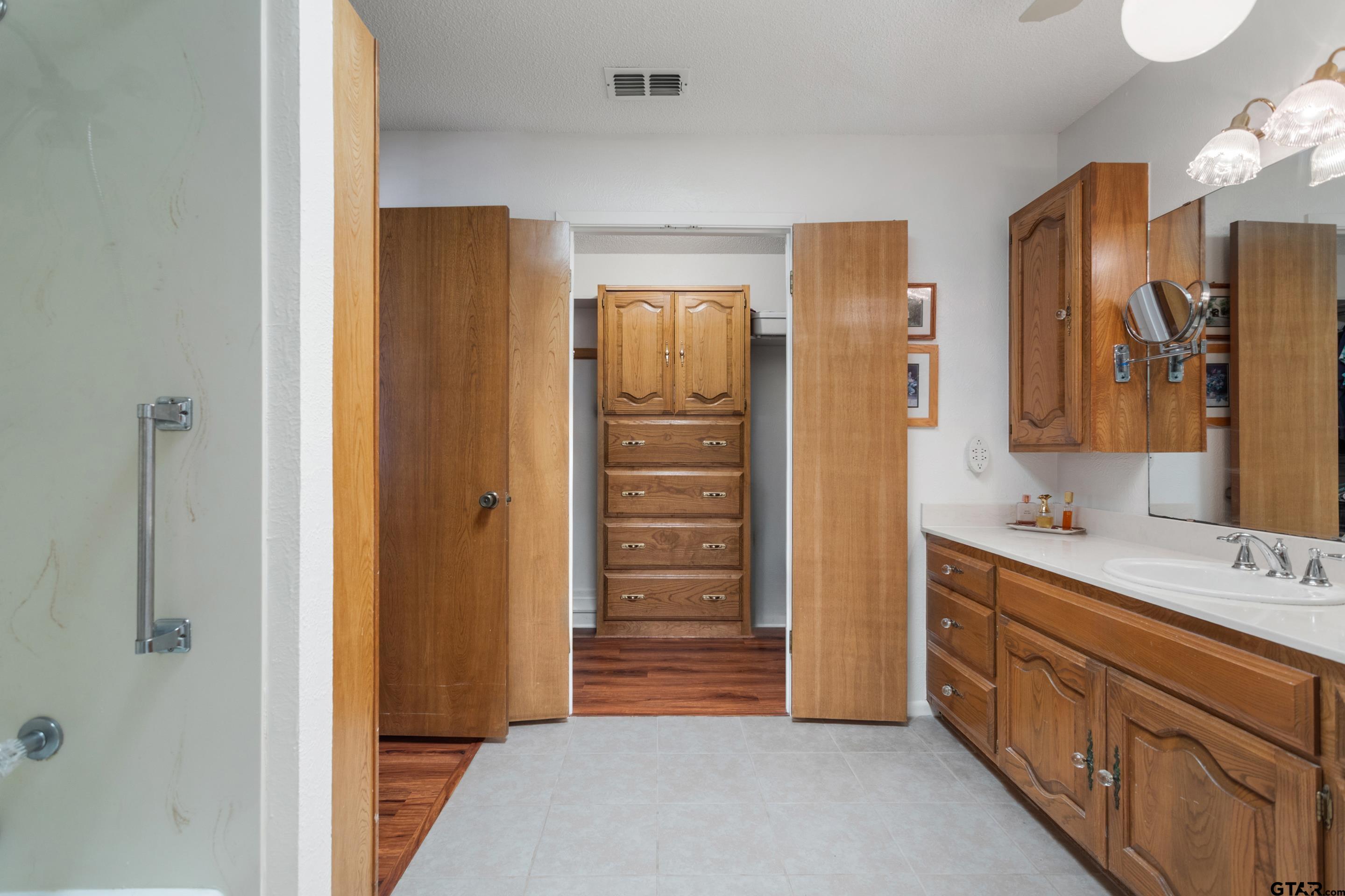 507 Ridgeway Drive Chandler, TX 75758 - Photo 23 of 37