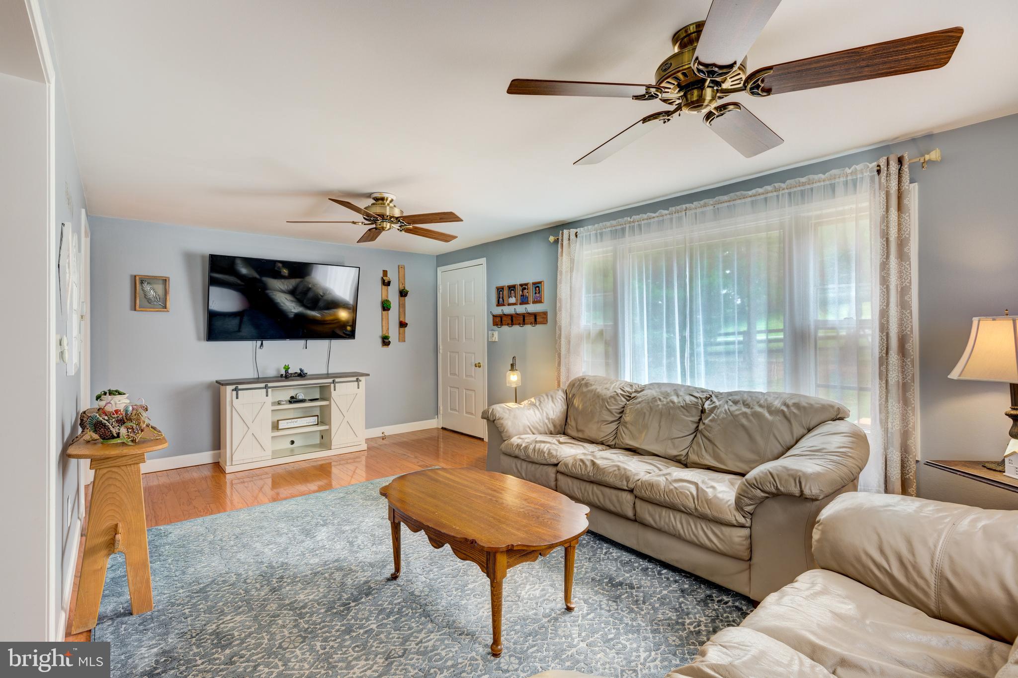 1436 Nicodemus Road New Windsor, MD 21776 - Photo 8 of 67 Hardwoods