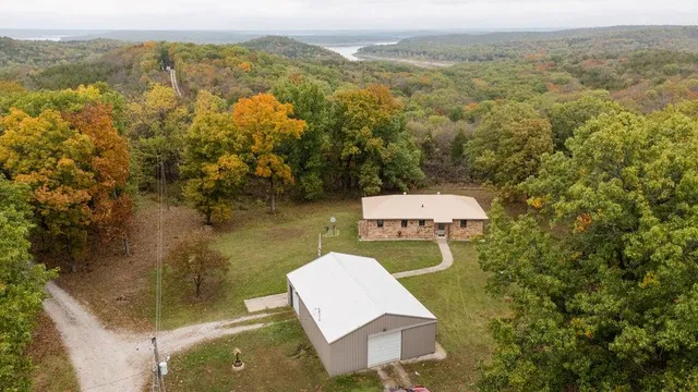 $530,200 | 8875 Northeast 1275th Road, Osceola, MO 64776