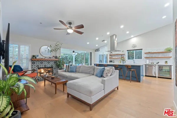 $13,950 | 1220 Dincara Road, Burbank, CA 91506