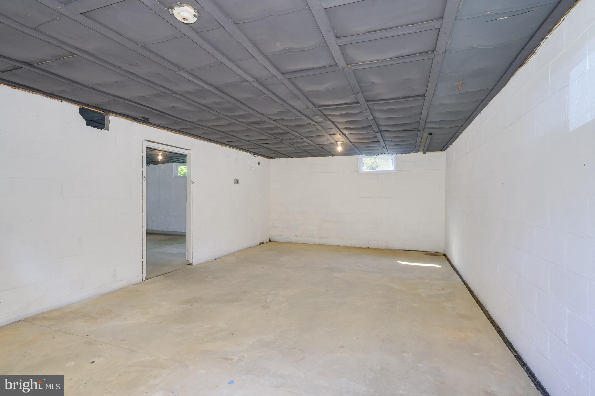 14 Peer Lane Berkeley Springs, WV 25411 - Photo 32 of 52 a view of empty room