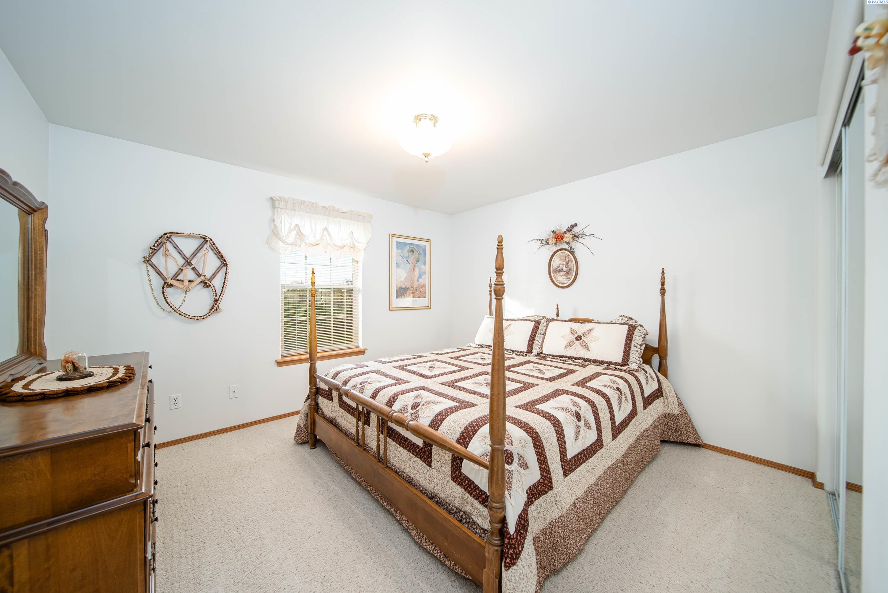 140320 West North River Road Prosser, WA 99350 - Photo 19 of 27 Gallery Image 19