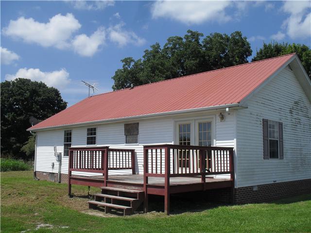 1379 Carthage Road Red Boiling Springs, TN 37150 - Photo 3 of 12