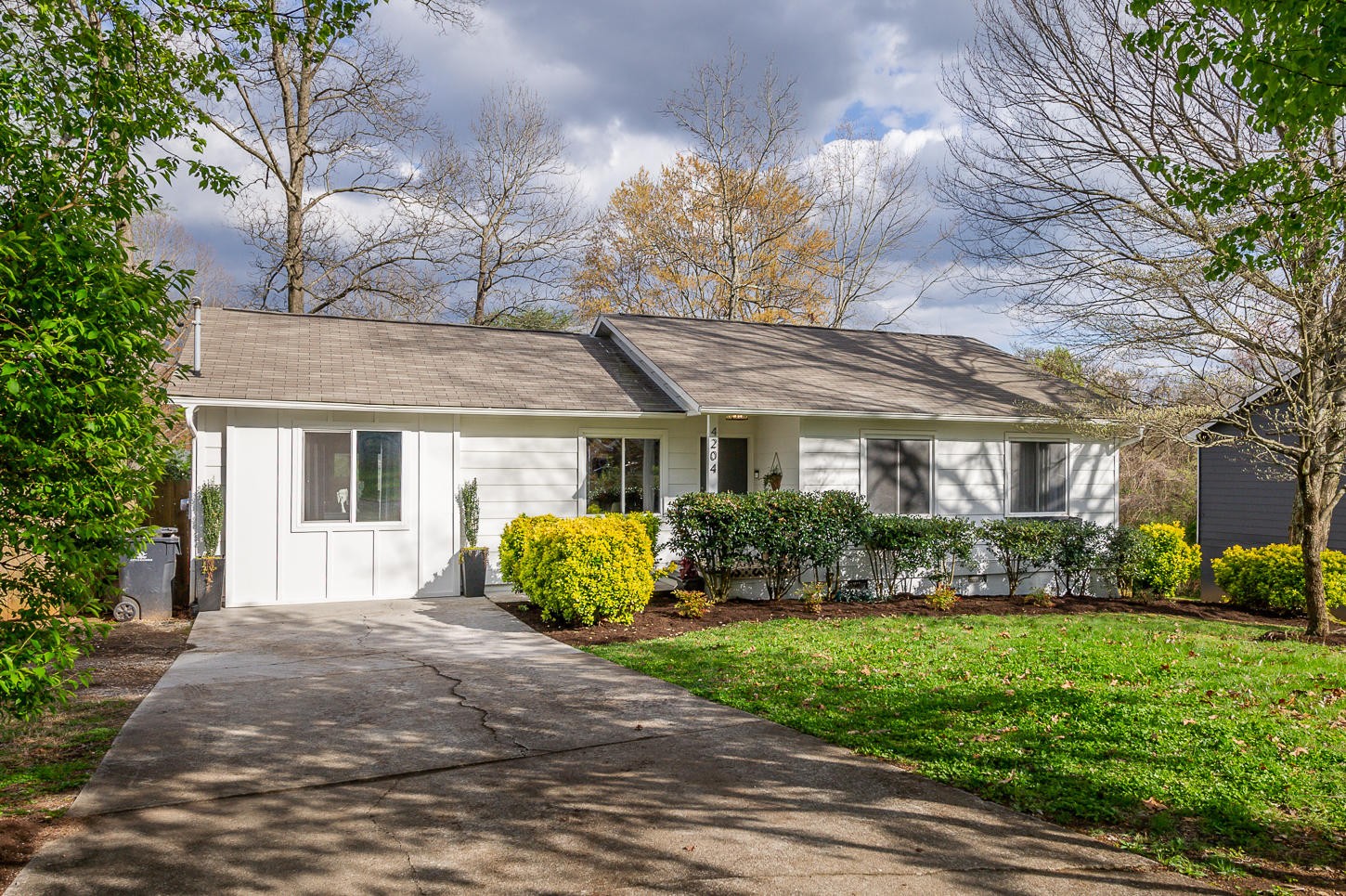 4204 Angola Road Knoxville, TN 37921 - Photo 1 of 33 Gallery Image 1
