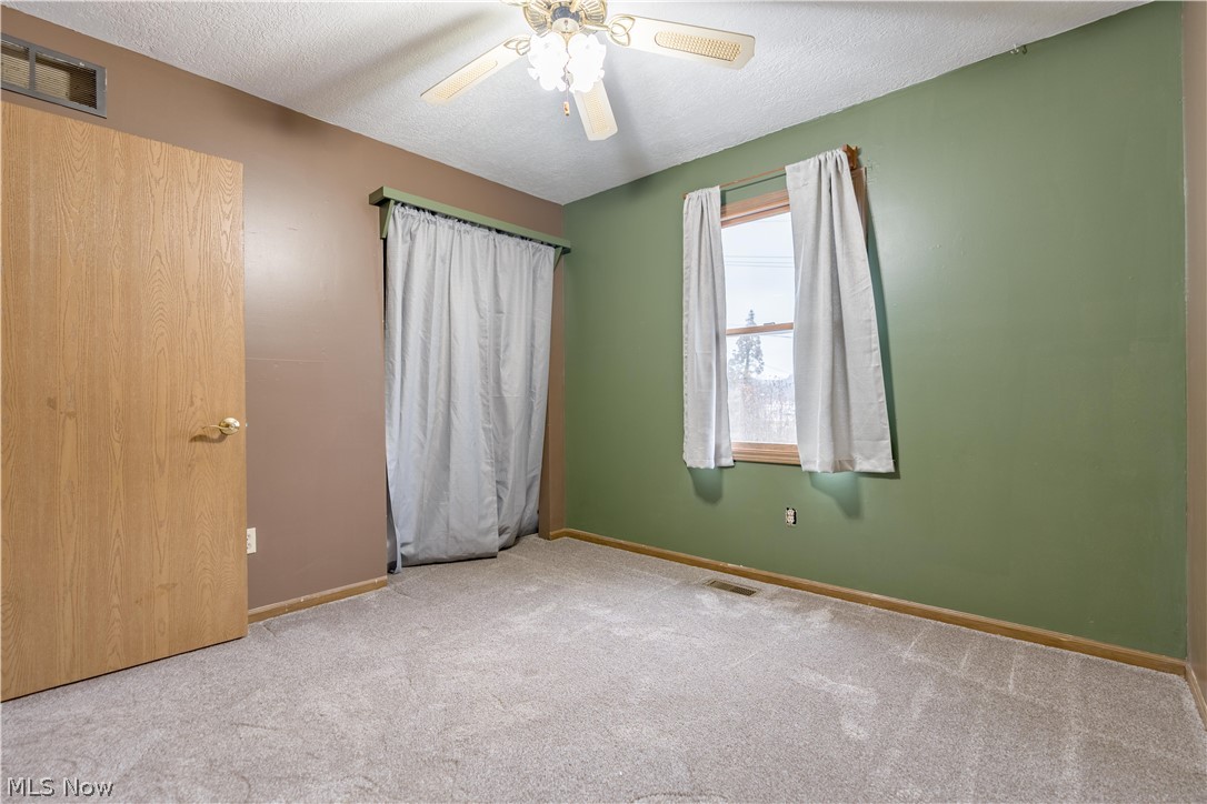 701 West Line Street Minerva, OH 44657 - Photo 23 of 37