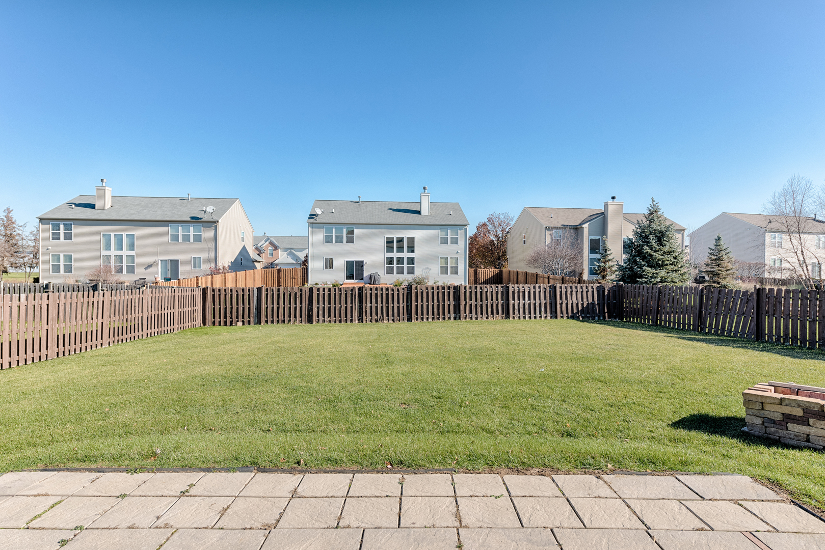 334 Tiger Street Bolingbrook, IL 60490 - Photo 2 of 30