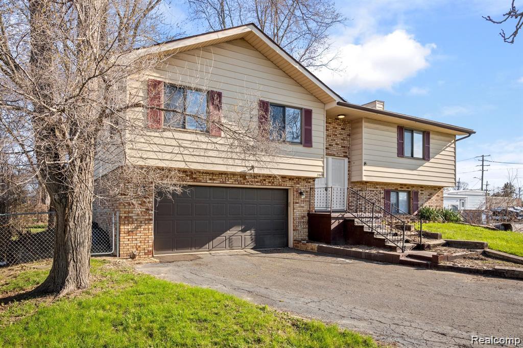 20100 Wick Road Taylor, MI 48180 - Photo 2 of 37