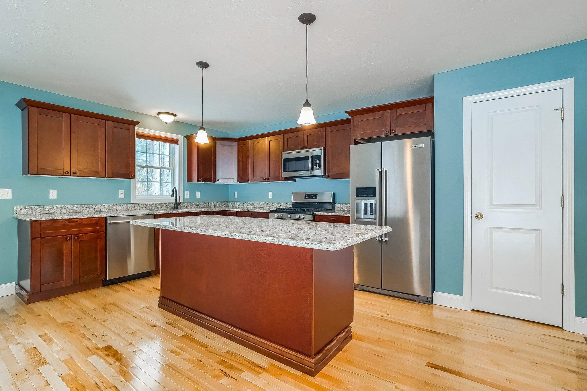 60 Blackwater Road Concord, NH 03303 - Photo 12 of 38