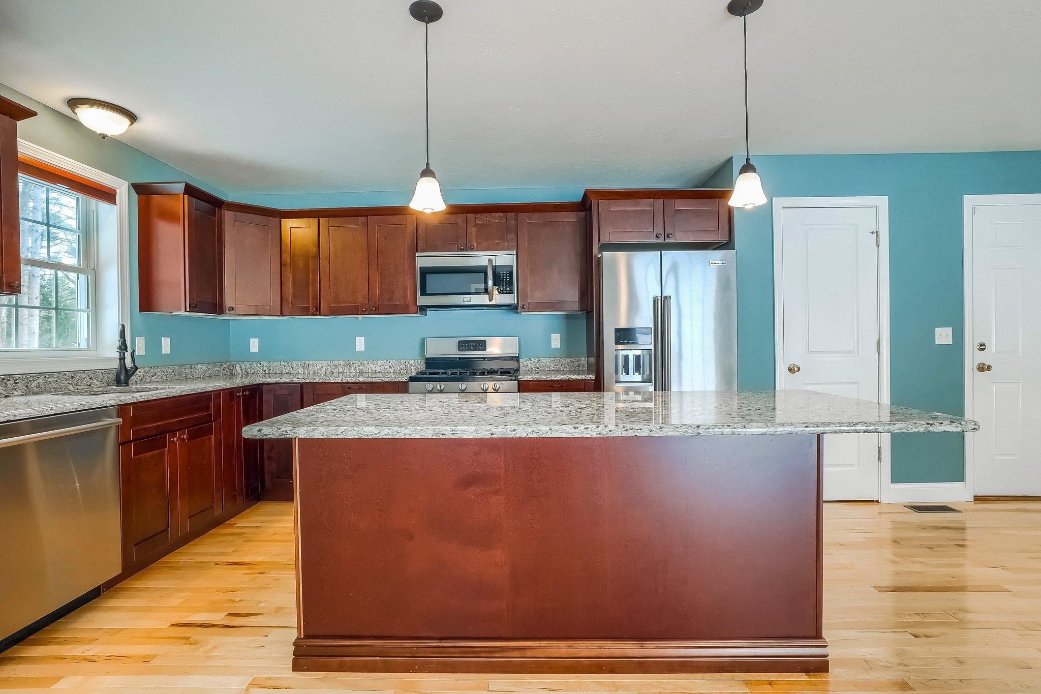 60 Blackwater Road Concord, NH 03303 - Photo 13 of 38