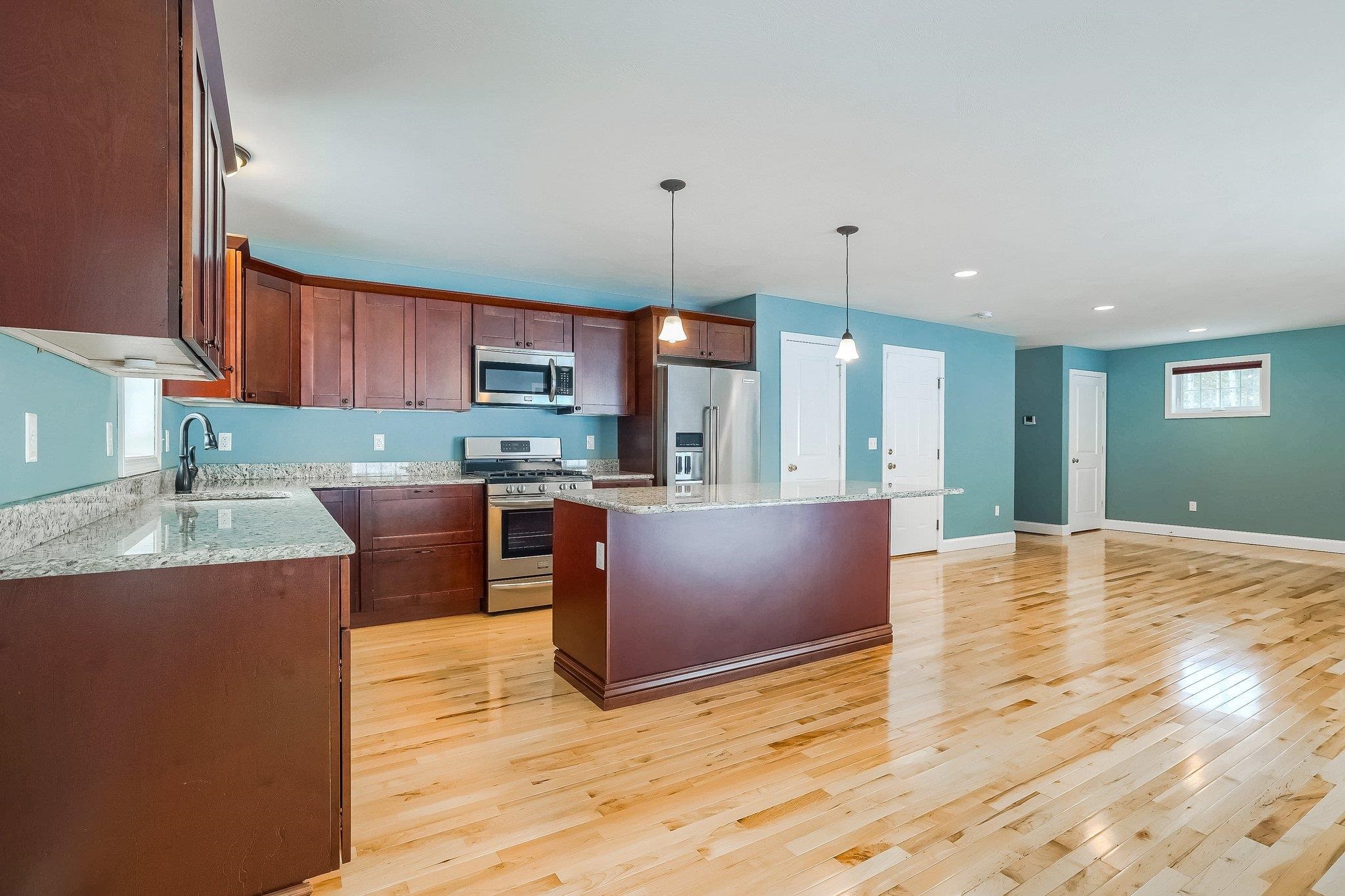 60 Blackwater Road Concord, NH 03303 - Photo 14 of 38