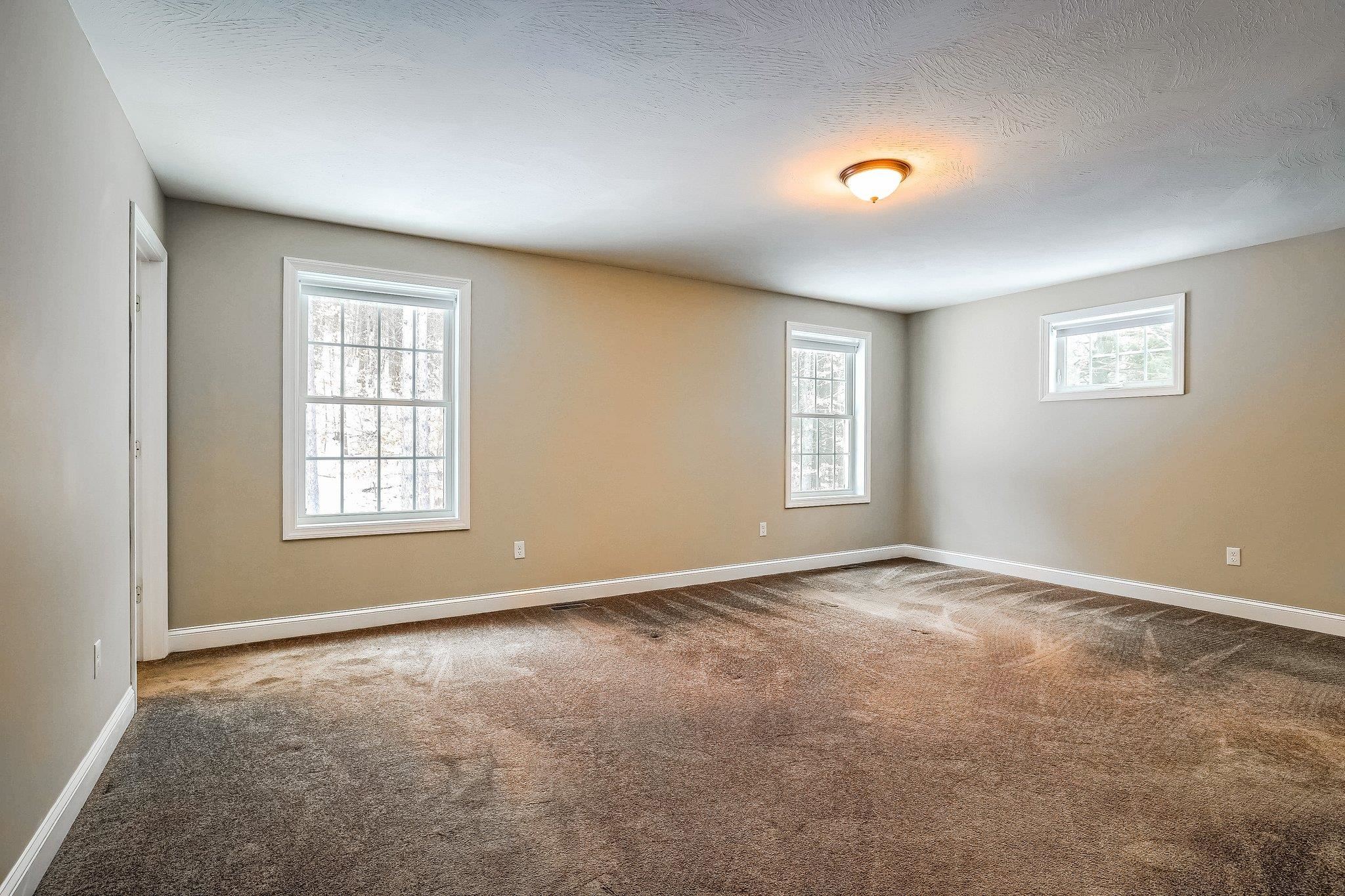 60 Blackwater Road Concord, NH 03303 - Photo 18 of 38