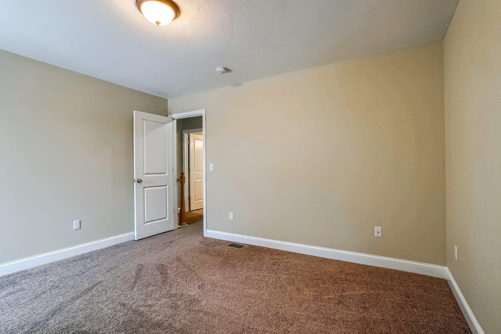 60 Blackwater Road Concord, NH 03303 - Photo 24 of 38