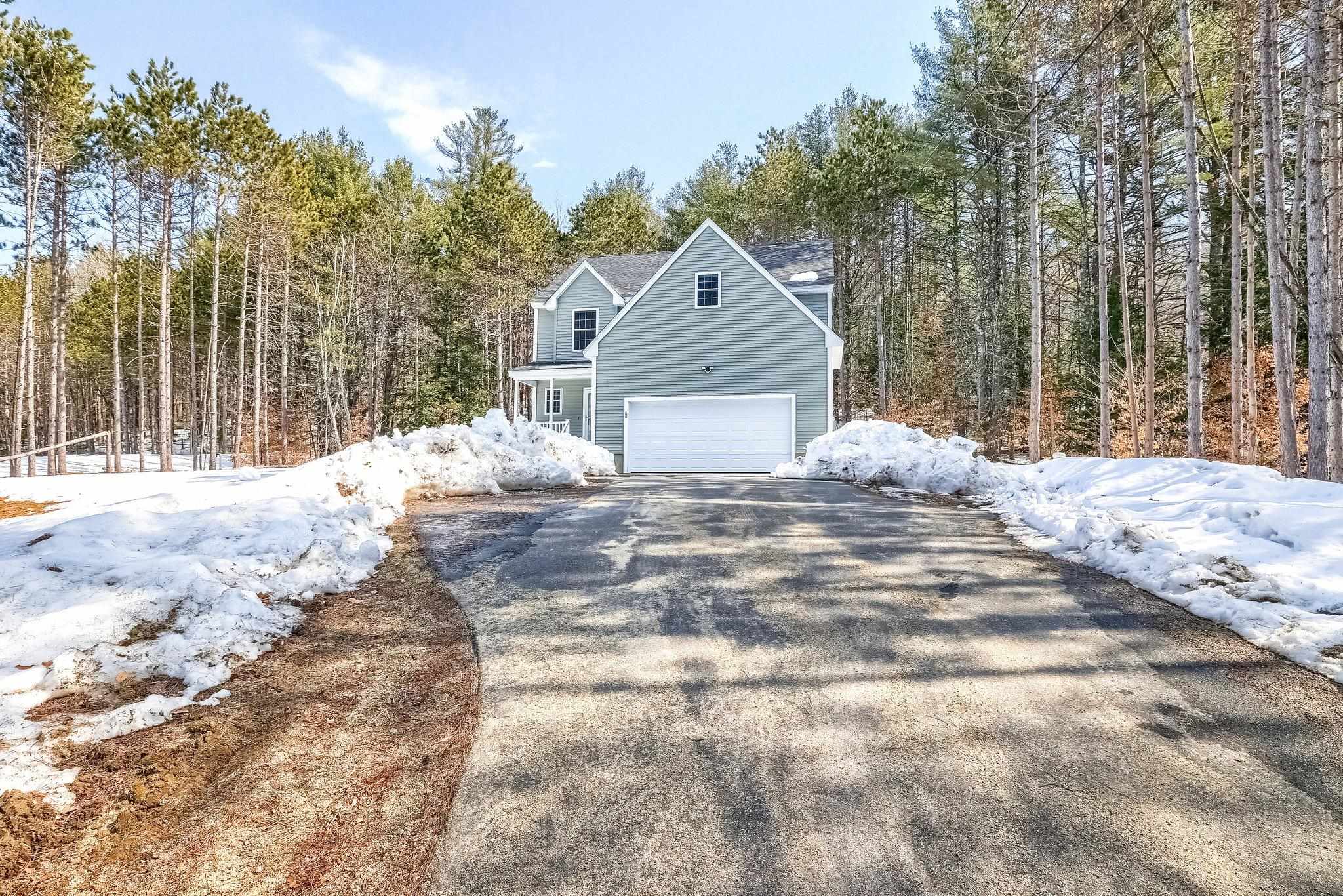 60 Blackwater Road Concord, NH 03303 - Photo 3 of 38