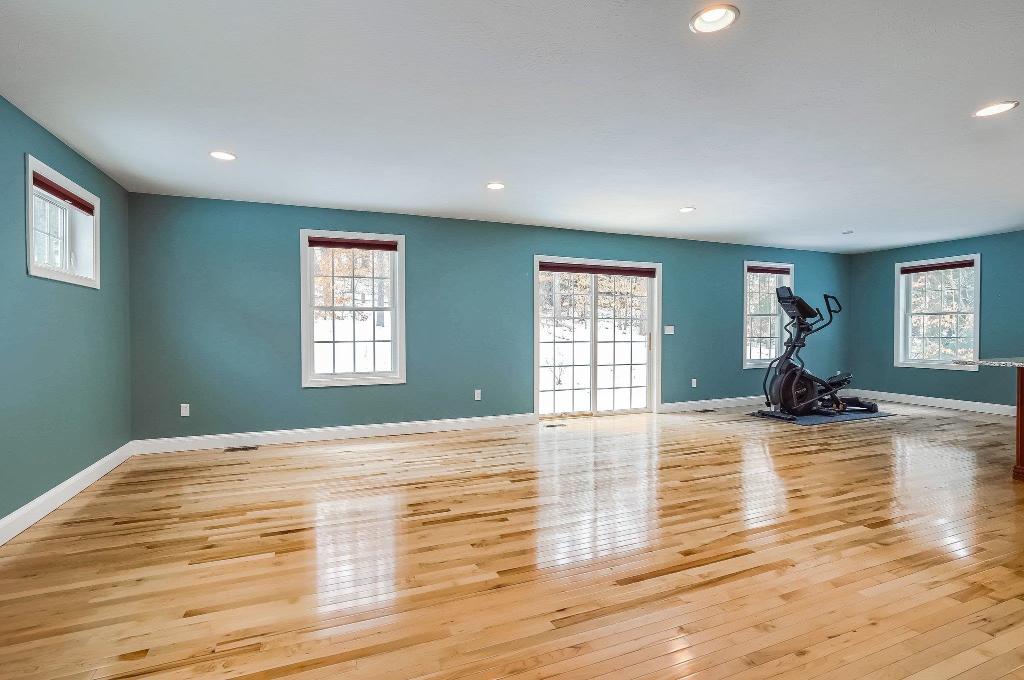 60 Blackwater Road Concord, NH 03303 - Photo 6 of 38