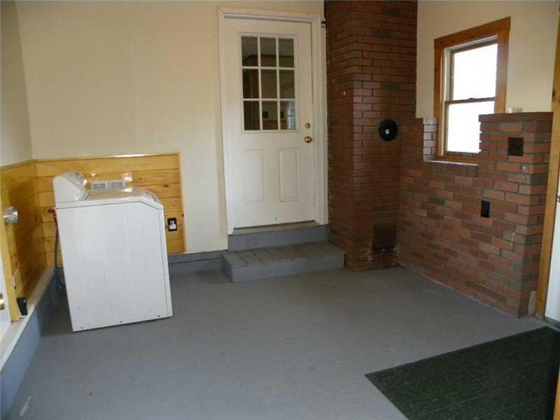 774 Stackpole Road Durham, ME 04222 - Photo 15 of 21 Other. Breezeway