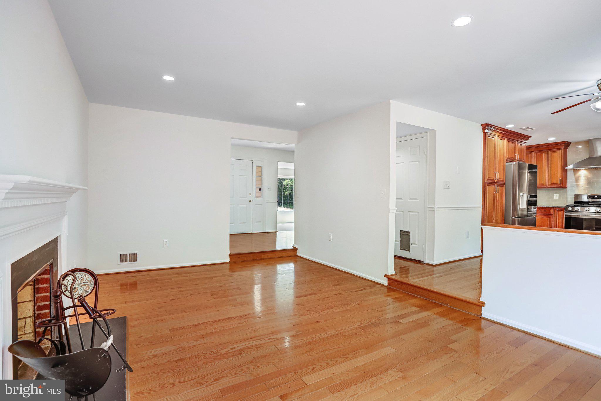 124 Environs Road Sterling, VA 20165 - Photo 15 of 62