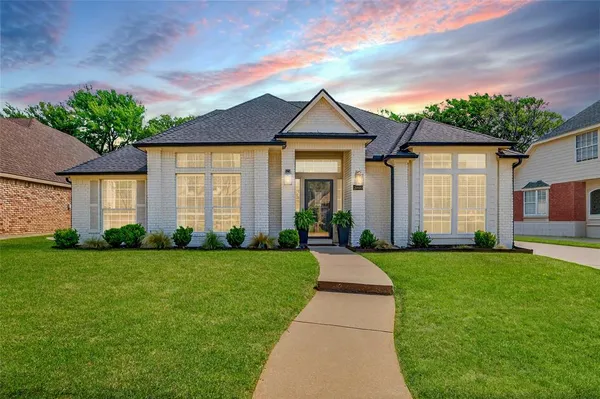 $600,000 | 3000 Brush Creek Lane, Flower Mound, TX 75028