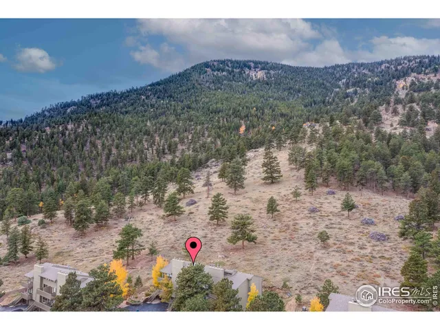 $700,000 | 1070 Crestview Court, Unit 7, Estes Park, CO 80517